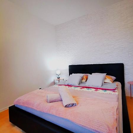 Millenium Apartment Self Check-In Faktura Rzeszow Exterior photo